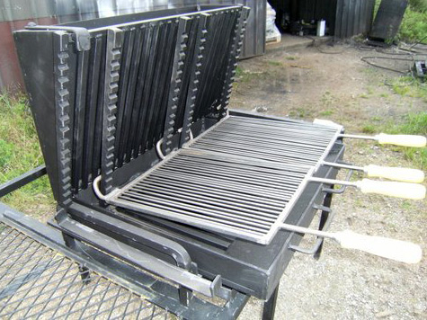 Fabriquer votre barbecue pas cher  Barbecue vertical bois, Barbecue tourne  broche, Barbecue